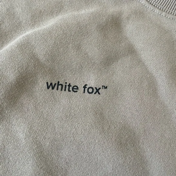 White fox own the moment sweatshirt - mushroom - Picture 5 of 5
